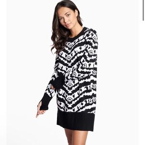 Yes and Organic Cotton Long Sleeve Black White Mini Sweater Dress Size M NEW